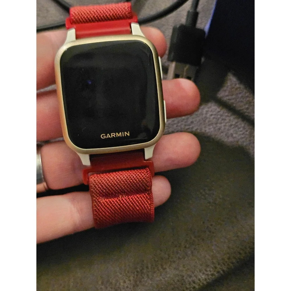 Garmin Venu Sq Smartwatch Light Gold White with 6 Extra Bands and Charger
